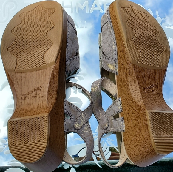 Leather Dansko clog sandals, beige and gold size 40 - Picture 8 of 17